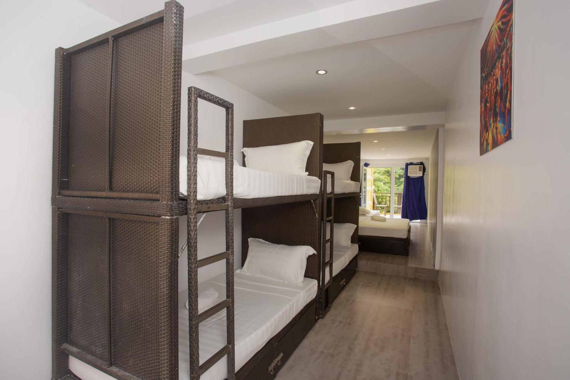 Chillax Boracay Hostel Yapak ภายนอก รูปภาพ